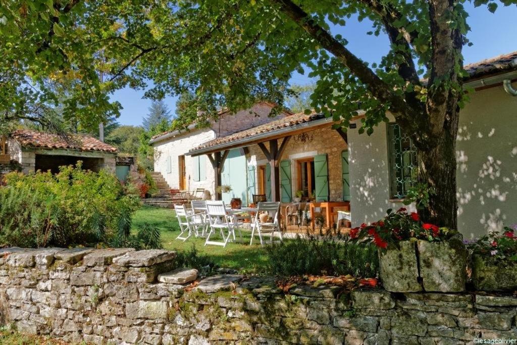 Alabrena Bed & Breakfast Feneyrols Dış mekan fotoğraf
